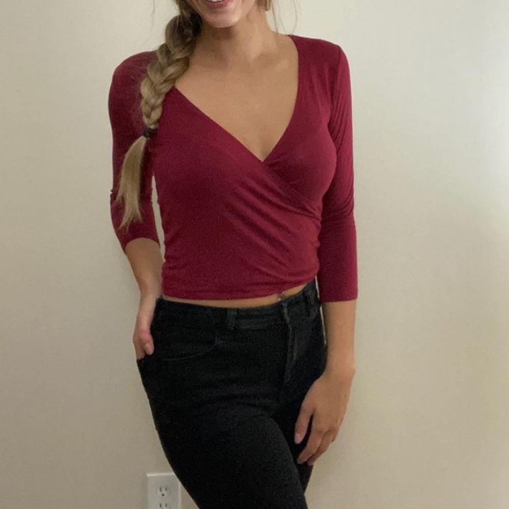 CRISS CROSS CROP TOP